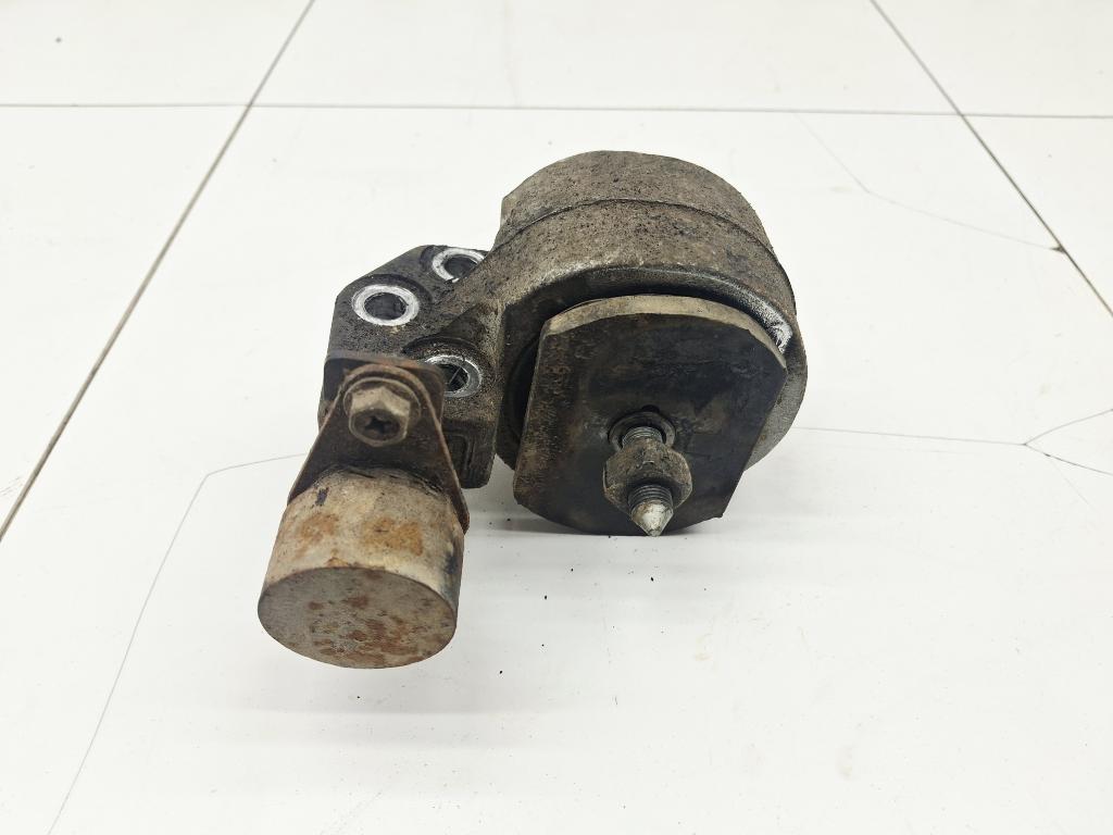 Опора двигателя правая, 1000 рублей, Пермь