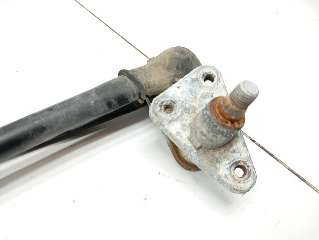 Трапеция дворников, 2000 рублей, Пермь