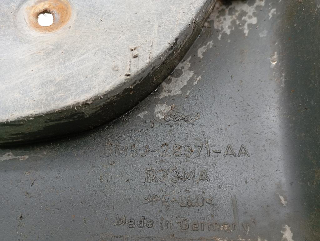 Брызговик передний левый, 500 рублей, Пермь