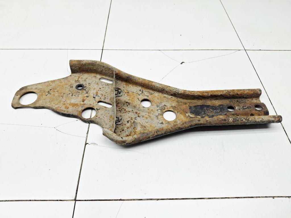 Кронштейн подрамника, 500 рублей, Пермь