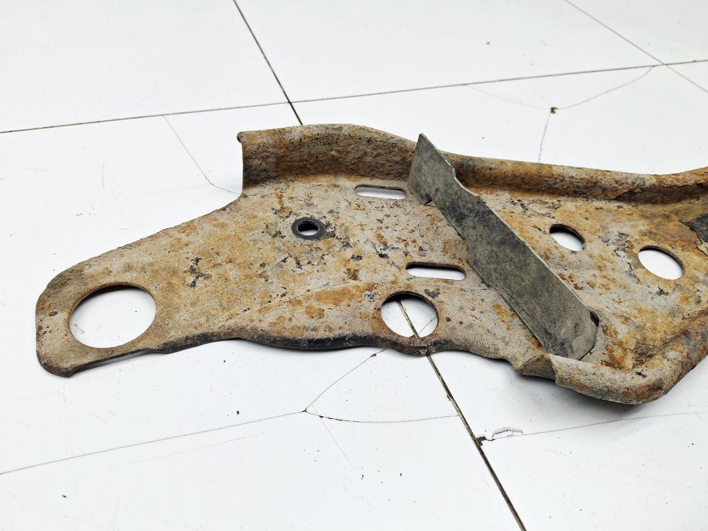 Кронштейн подрамника, 500 рублей, Пермь