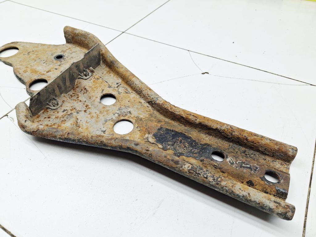 Кронштейн подрамника, 500 рублей, Пермь