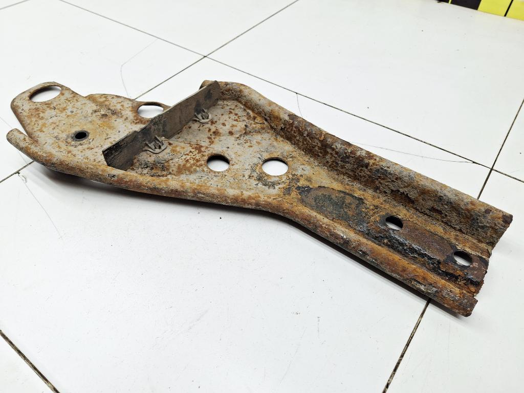 Кронштейн подрамника, 500 рублей, Пермь