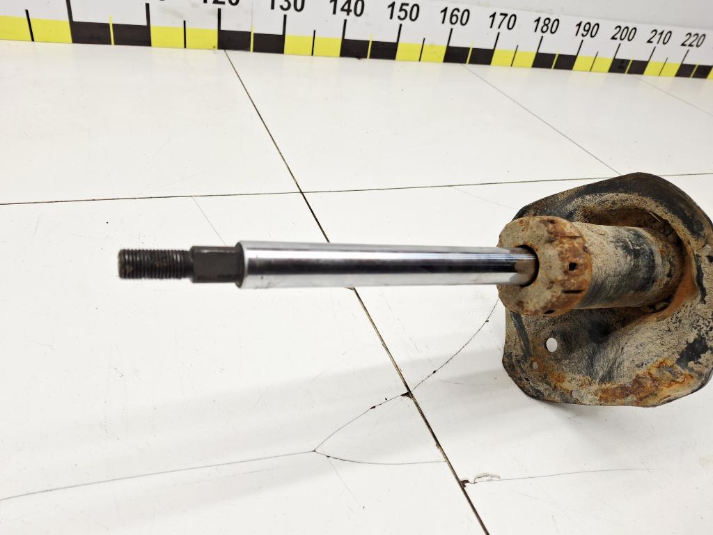 Амортизатор передний правый, 1500 рублей, Пермь