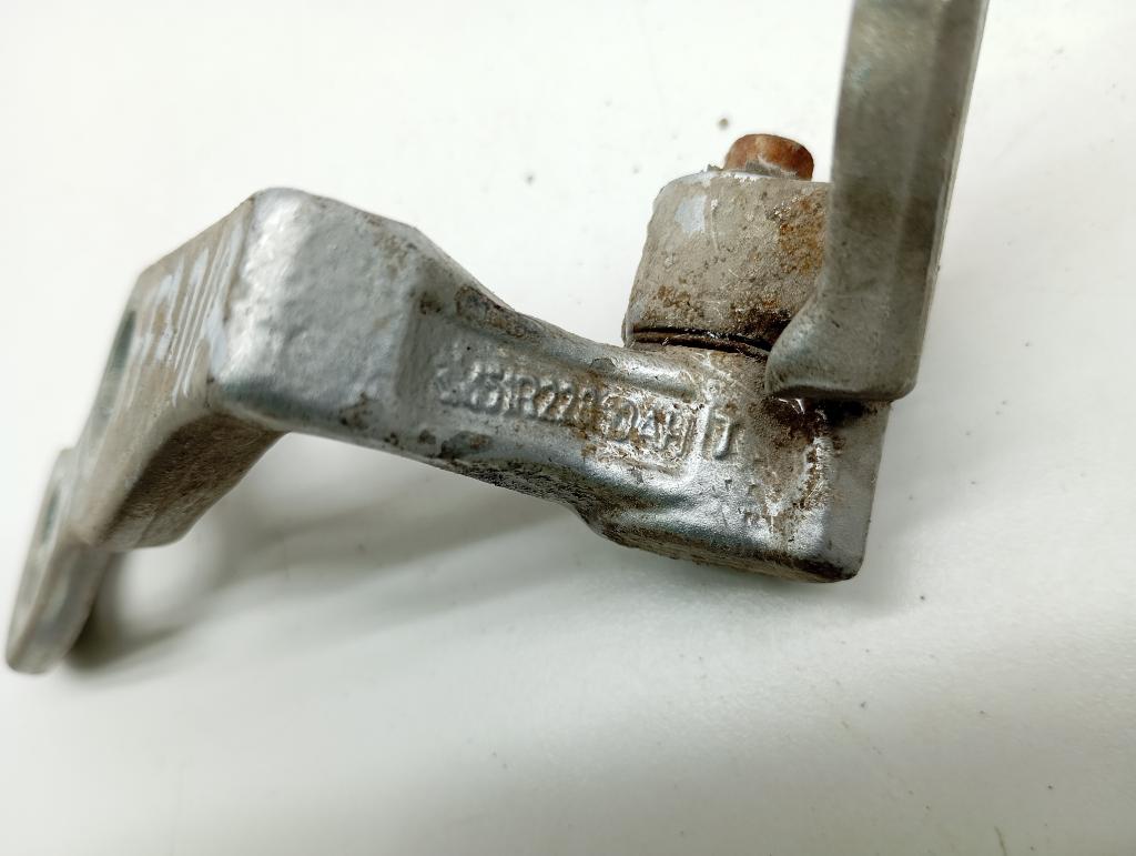 Петля двери передней правой нижняя, 500 рублей, Пермь