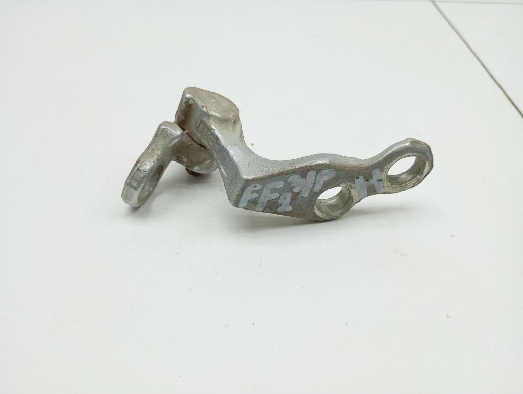 Петля двери задней правой нижняя, 500 рублей, Пермь