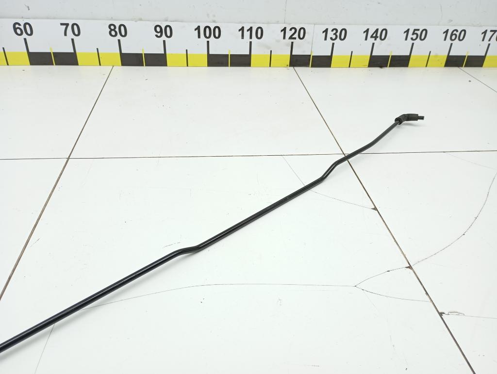 Держатель капота, 500 рублей, Пермь