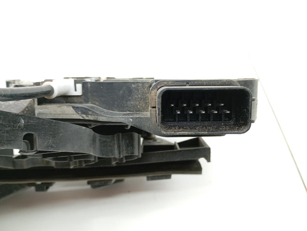 Замок двери передней правой, 4000 рублей, Пермь