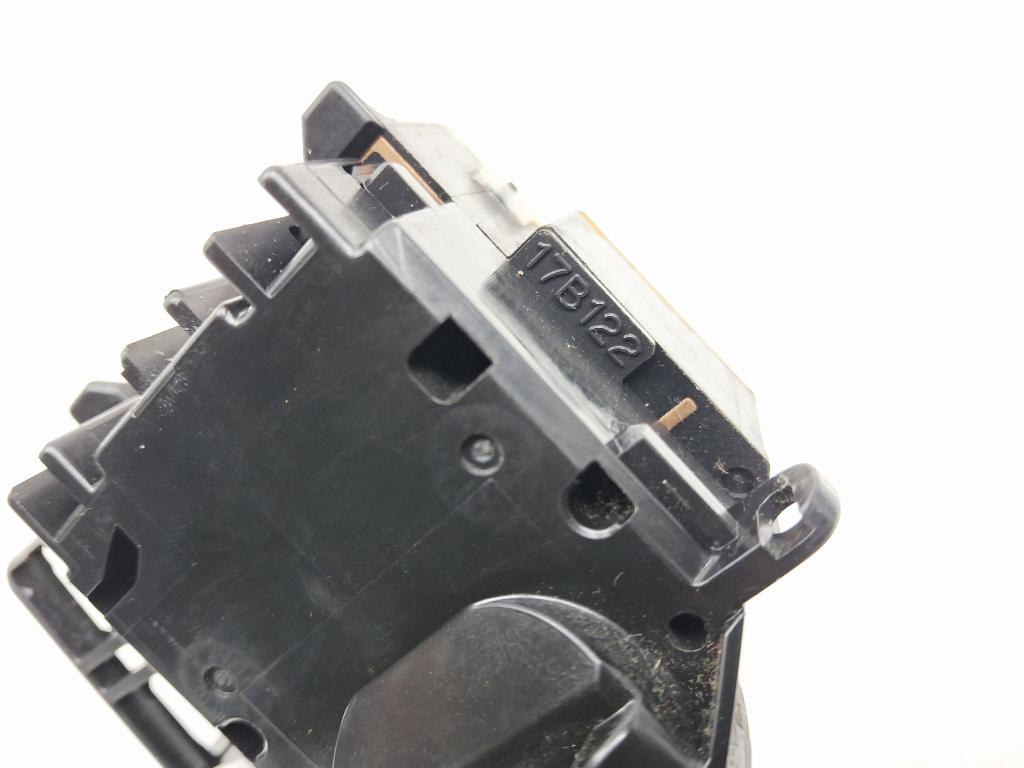 Переключатель стеклоочистителей, 1000 рублей, Пермь