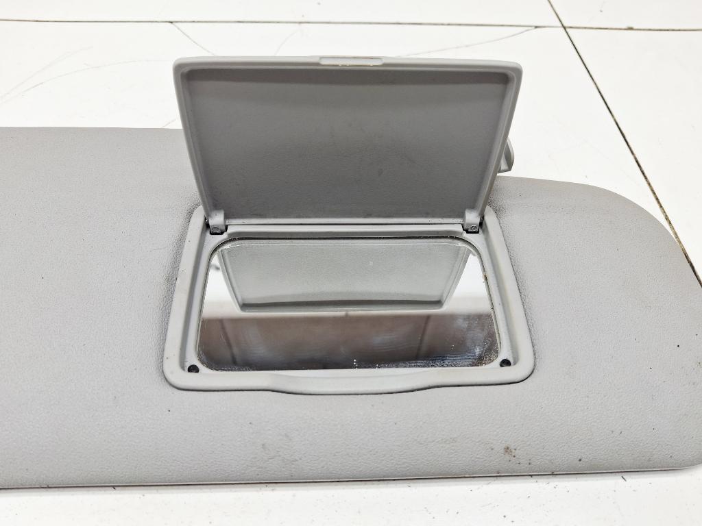 Козырек солнцезащитный правый, 1000 рублей, Пермь