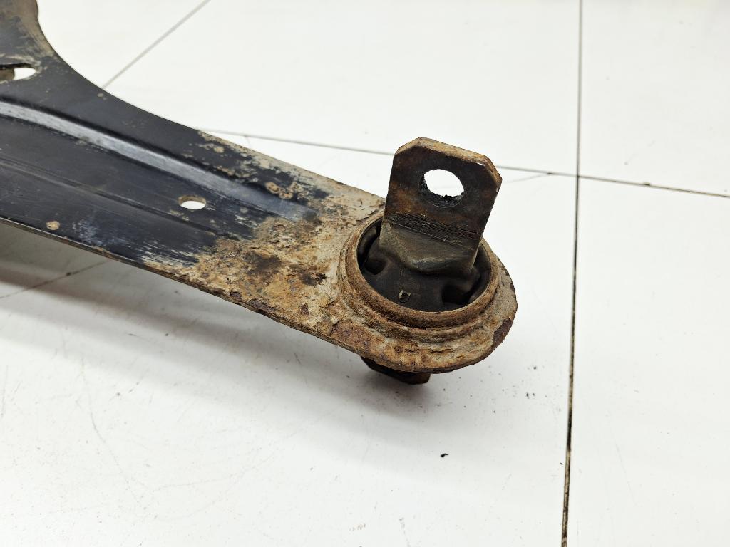 Рычаг задний продольный правый, 3000 рублей, Пермь