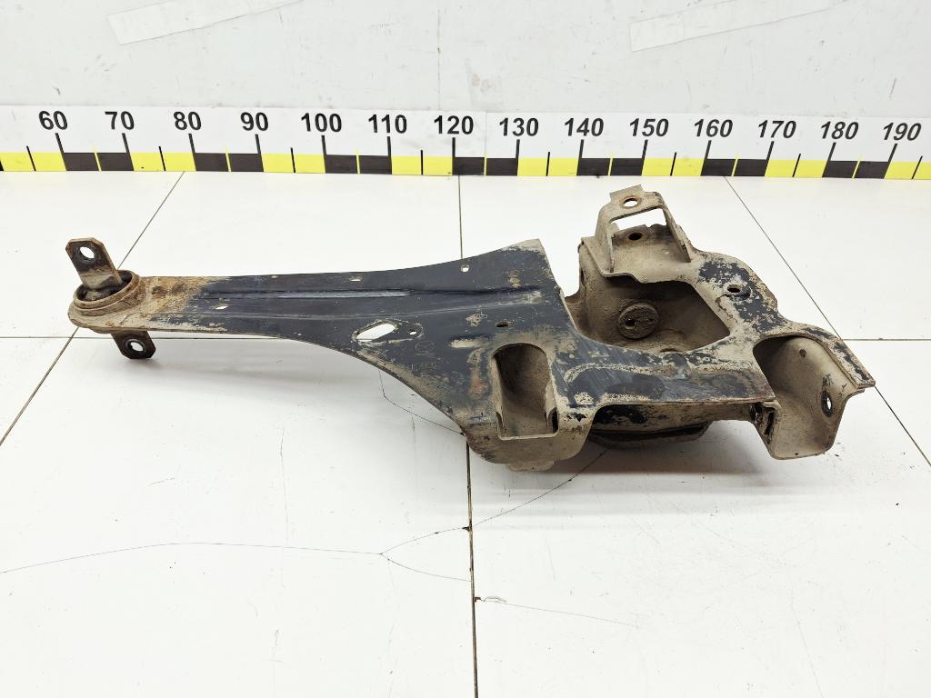 Рычаг задний продольный правый, 3000 рублей, Пермь