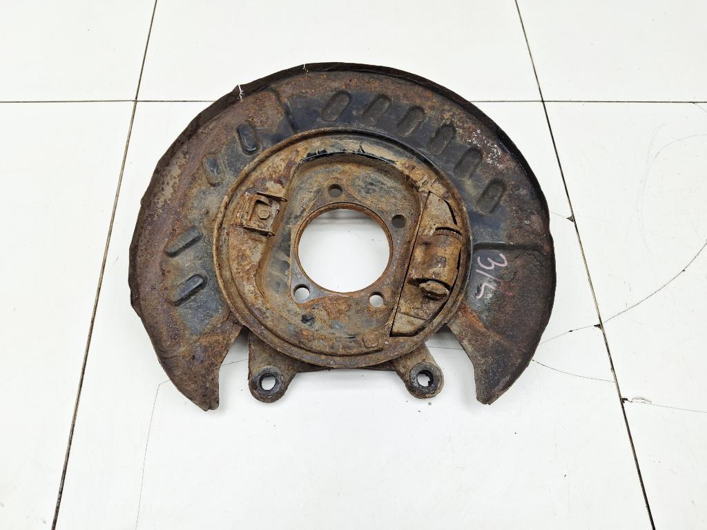 Щит опорный задний левый, 2000 рублей, Пермь