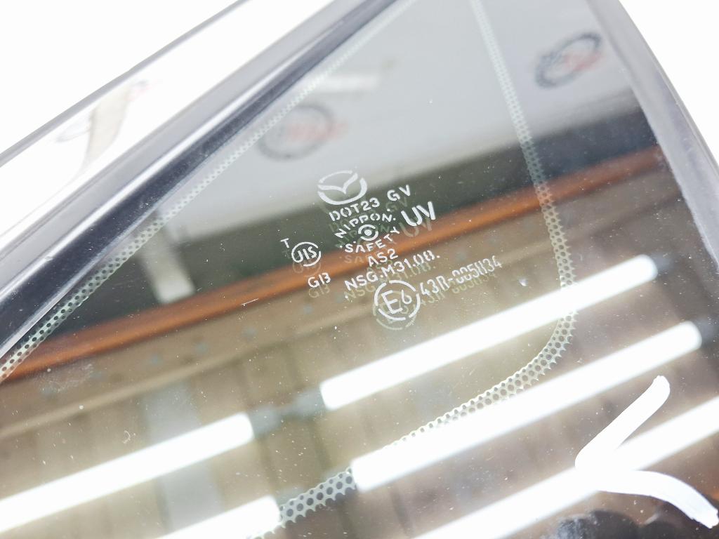 Стекло кузовное глухое левое, 1000 рублей, Пермь