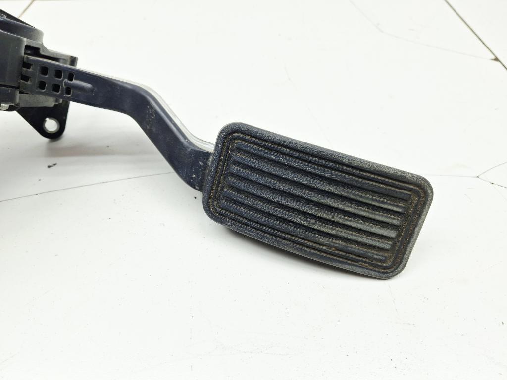 Педаль газа, 1000 рублей, Пермь