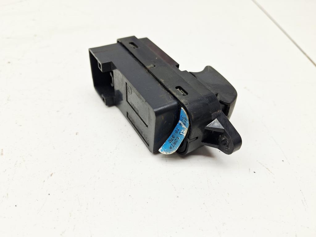 Кнопка стеклоподъемника, 500 рублей, Пермь