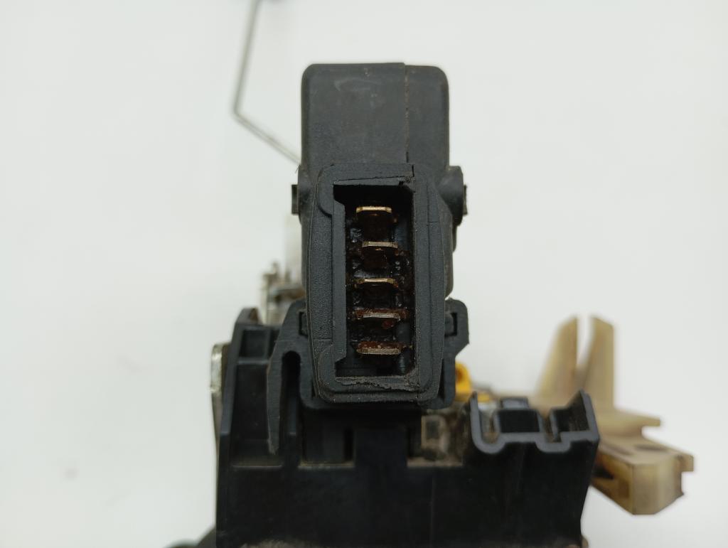 Замок двери передней левой, 9000 рублей, Пермь