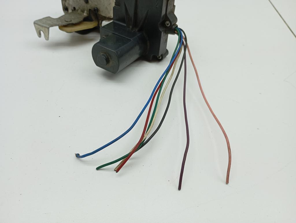 Замок двери передней левой, 4000 рублей, Пермь