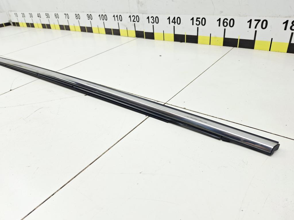 Накладка стекла переднего левого, 1500 рублей, Пермь