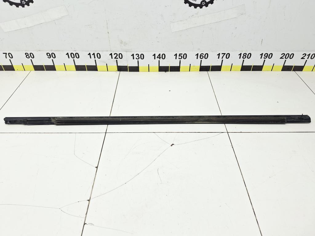 Накладка стекла переднего левого, 1500 рублей, Пермь