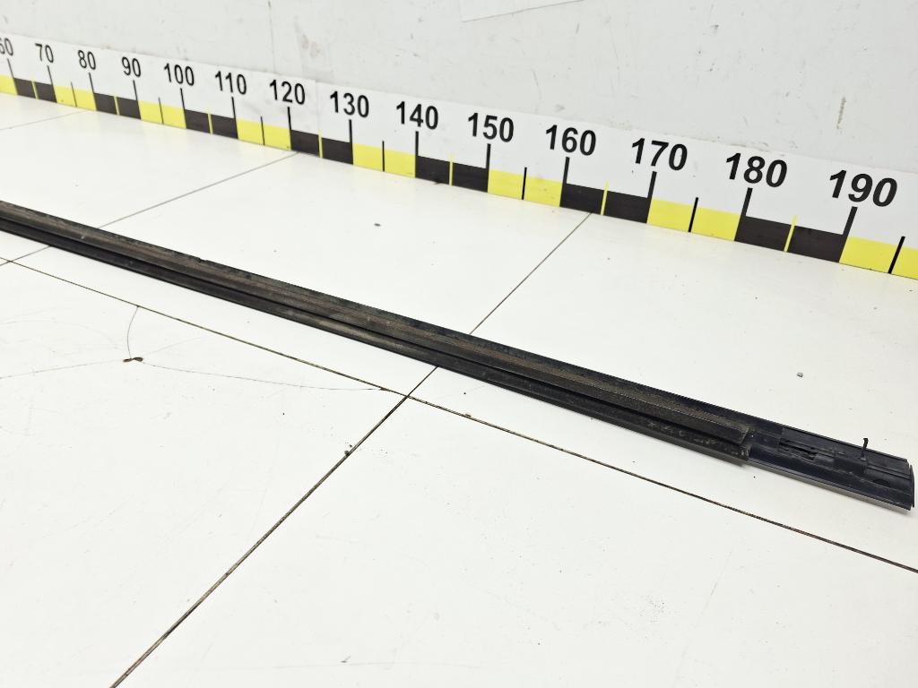 Накладка стекла переднего левого, 1500 рублей, Пермь