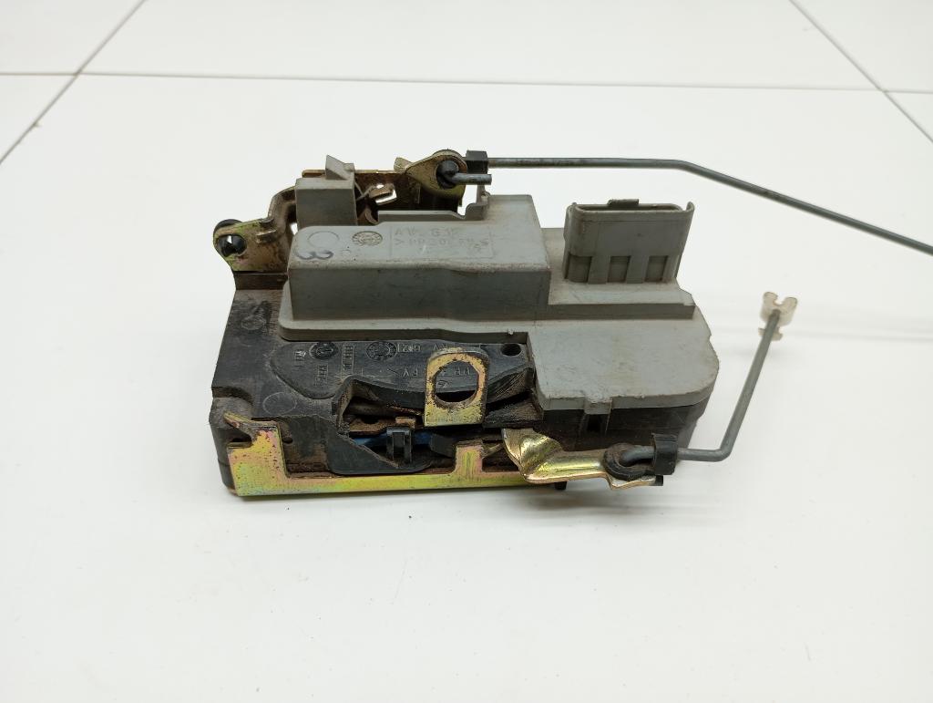 Замок двери передней левой, 2000 рублей, Пермь