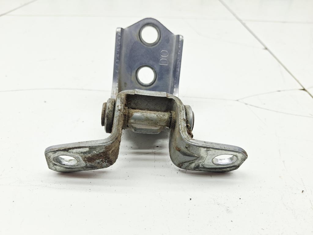 Петля двери задней левой нижняя, 500 рублей, Пермь