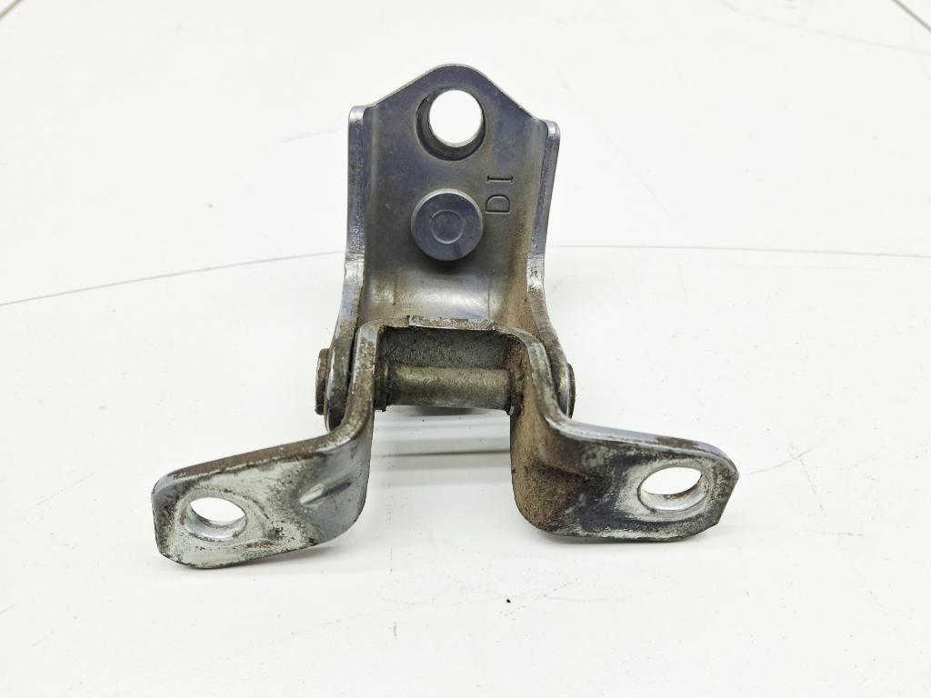 Петля двери задней правой верхняя, 500 рублей, Пермь