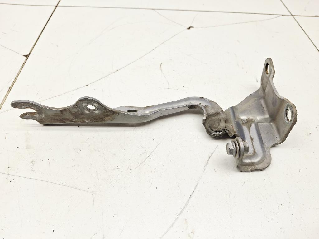 Петля капота левая, 1000 рублей, Пермь