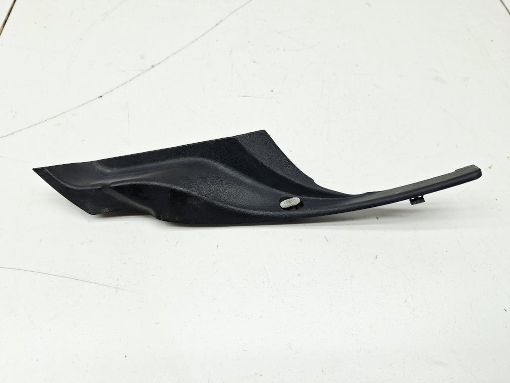 Накладка лобового стекла левая, 1000 рублей, Пермь