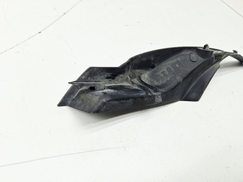 Накладка лобового стекла левая, 1000 рублей, Пермь