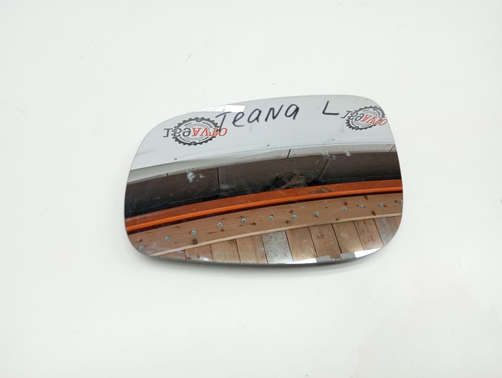 Зеркальный элемент левый, 2000 рублей, Пермь