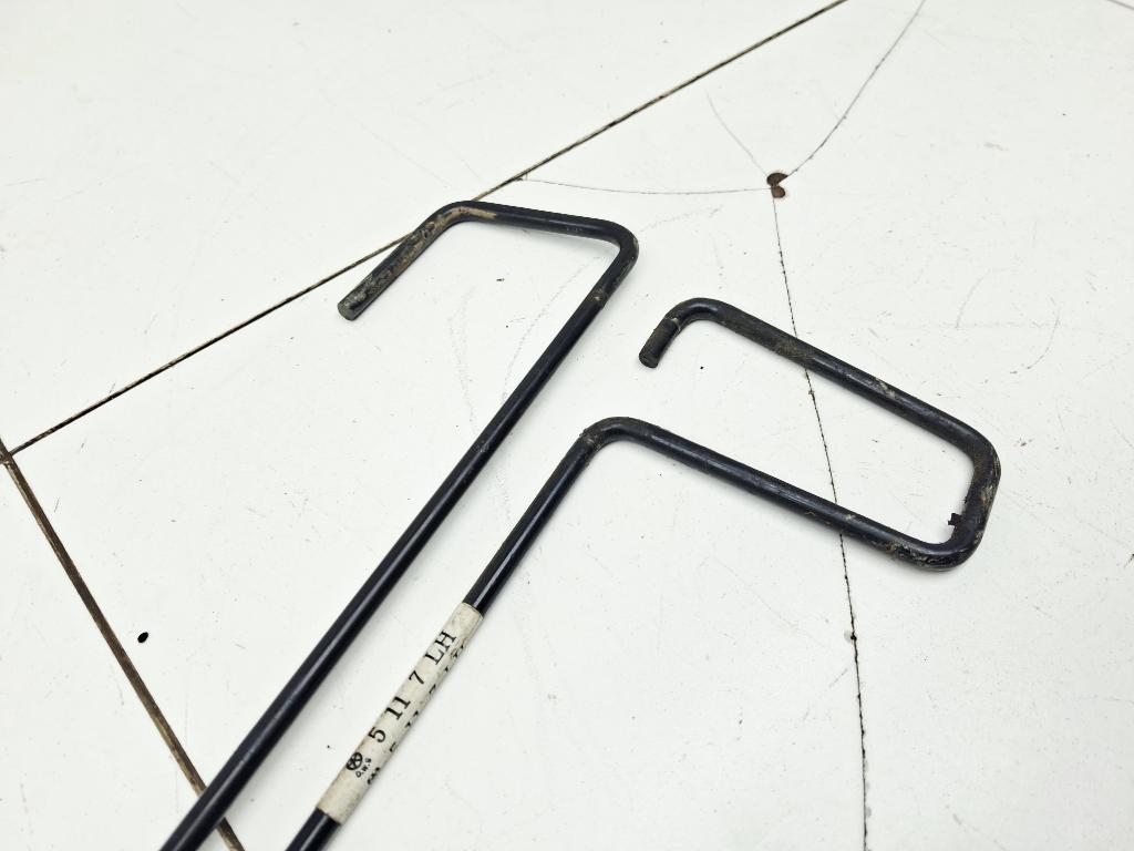 Торсион багажника, 1000 рублей, Пермь