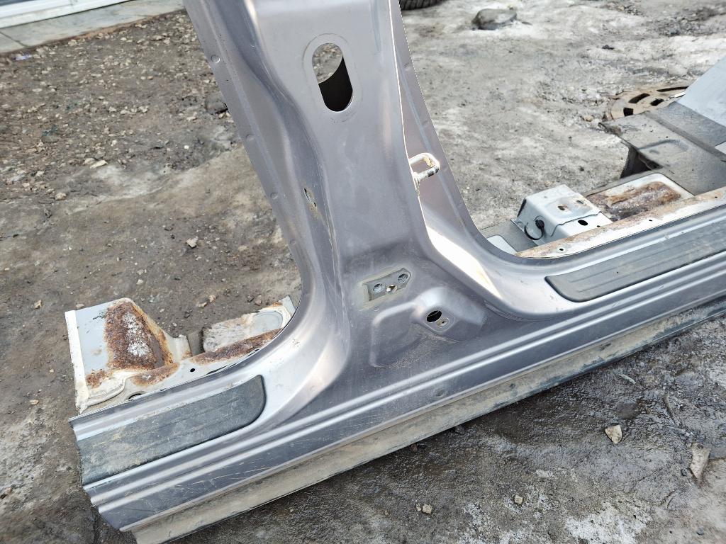 Порог со стойкой правый, 7000 рублей, Пермь