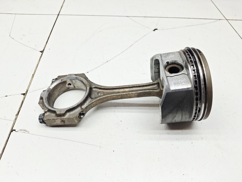 Поршень с шатуном, 3000 рублей, Пермь