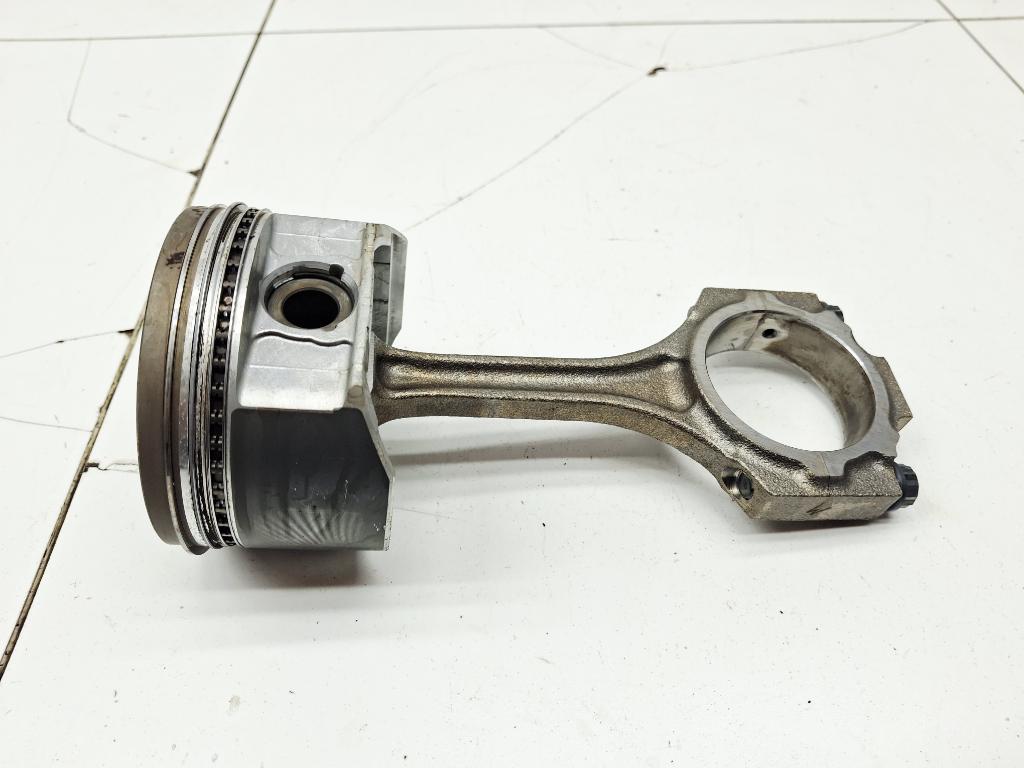 Поршень с шатуном, 3000 рублей, Пермь