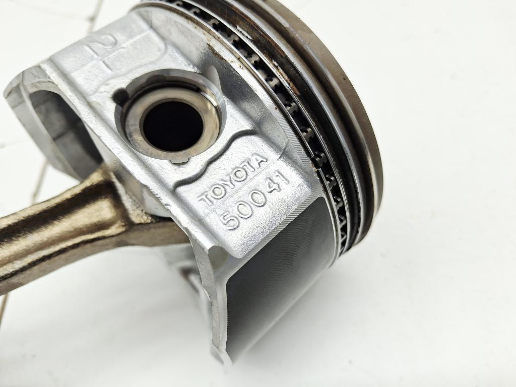 Поршень с шатуном, 3000 рублей, Пермь