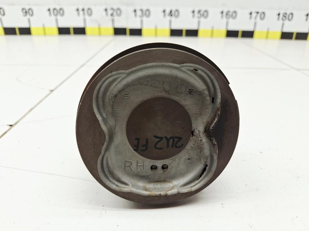 Поршень с шатуном, 3000 рублей, Пермь