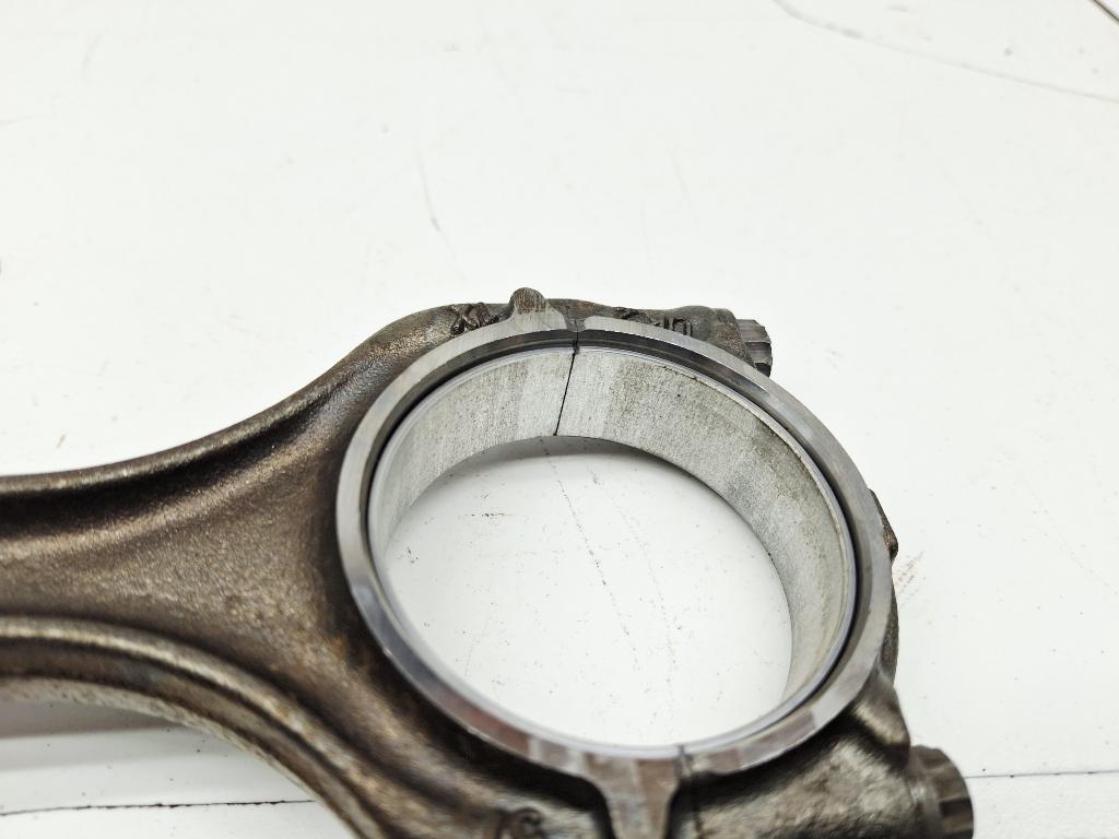 Поршень с шатуном, 2000 рублей, Пермь