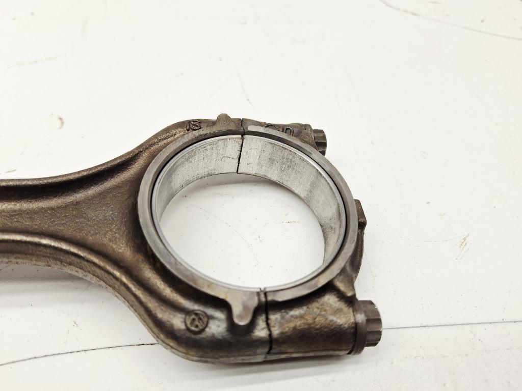 Поршень с шатуном, 2000 рублей, Пермь