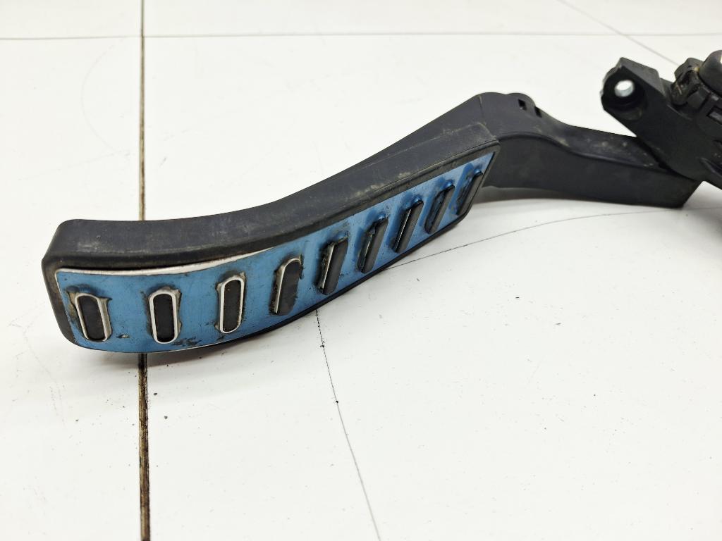 Педаль газа, 1000 рублей, Пермь