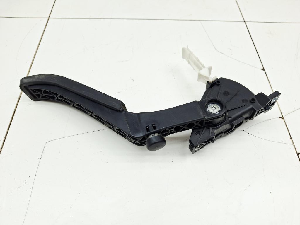 Педаль газа, 1000 рублей, Пермь