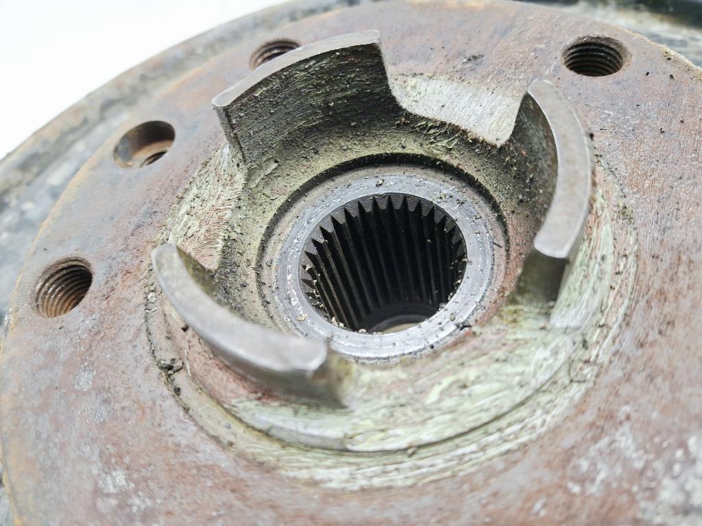 Кулак поворотный передний правый, 5000 рублей, Пермь