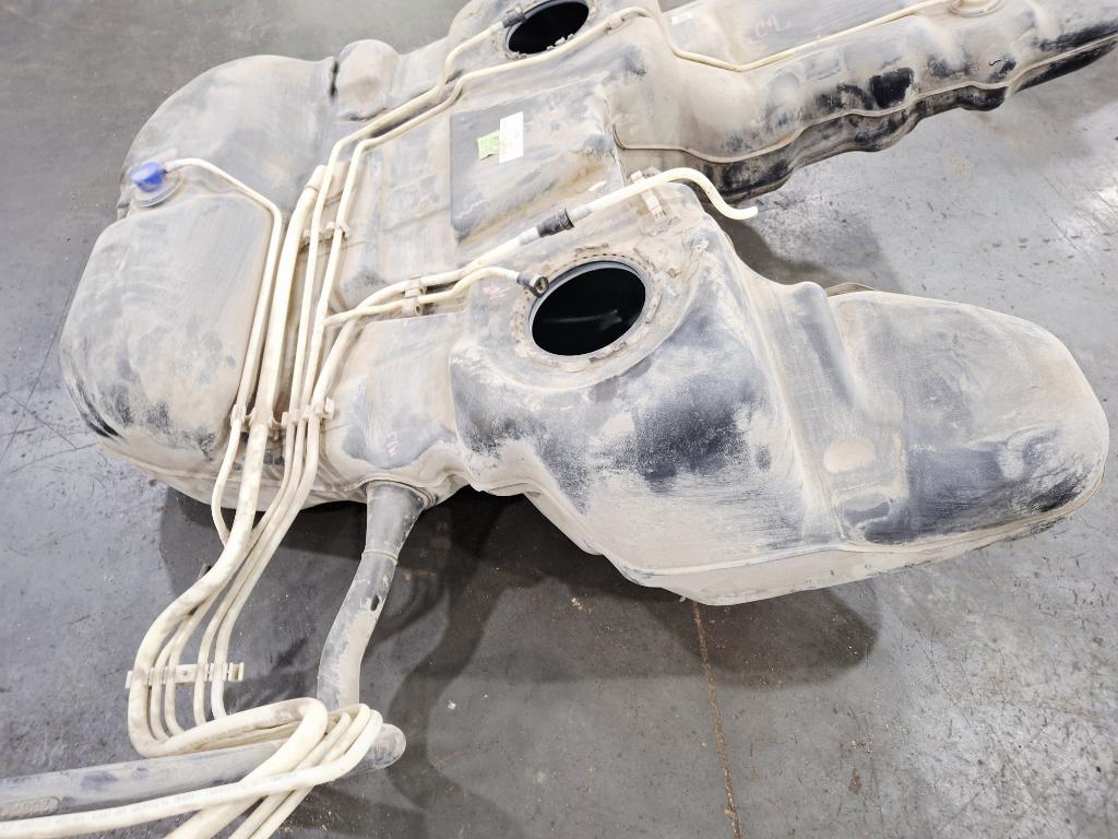 Бак топливный, 3000 рублей, Пермь