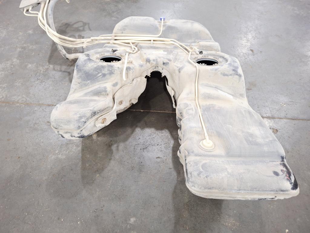 Бак топливный, 3000 рублей, Пермь