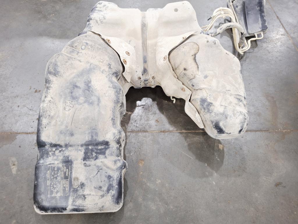 Бак топливный, 3000 рублей, Пермь