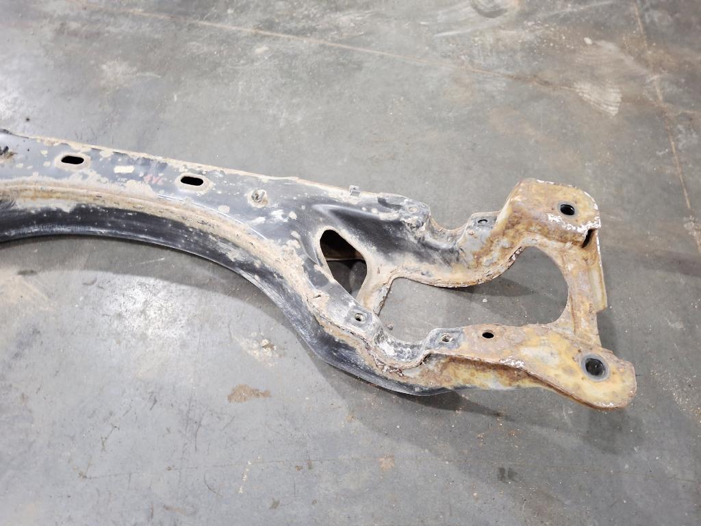 Балка задняя, 1000 рублей, Пермь