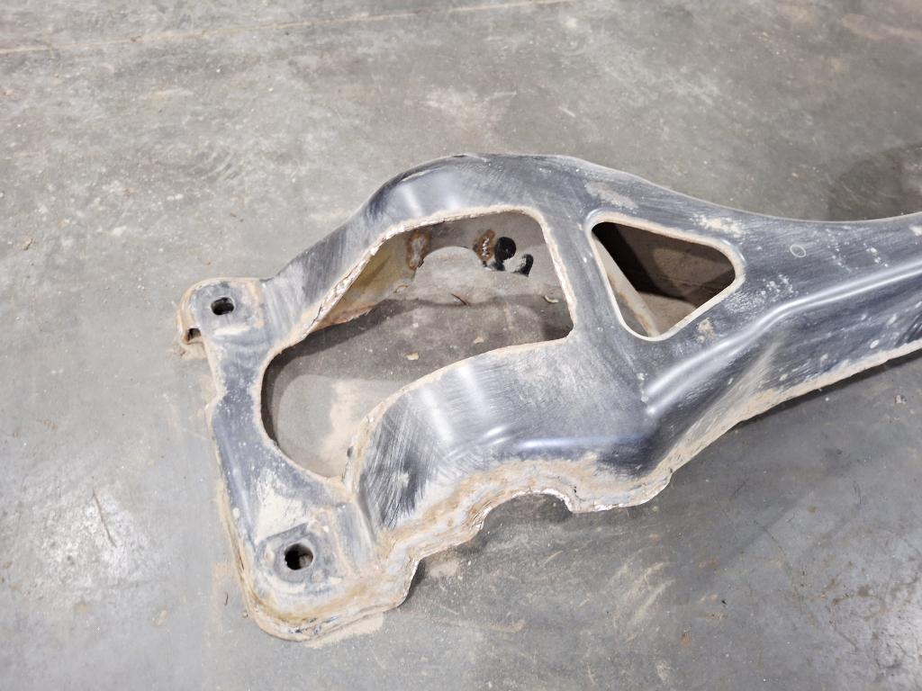 Балка задняя, 1000 рублей, Пермь