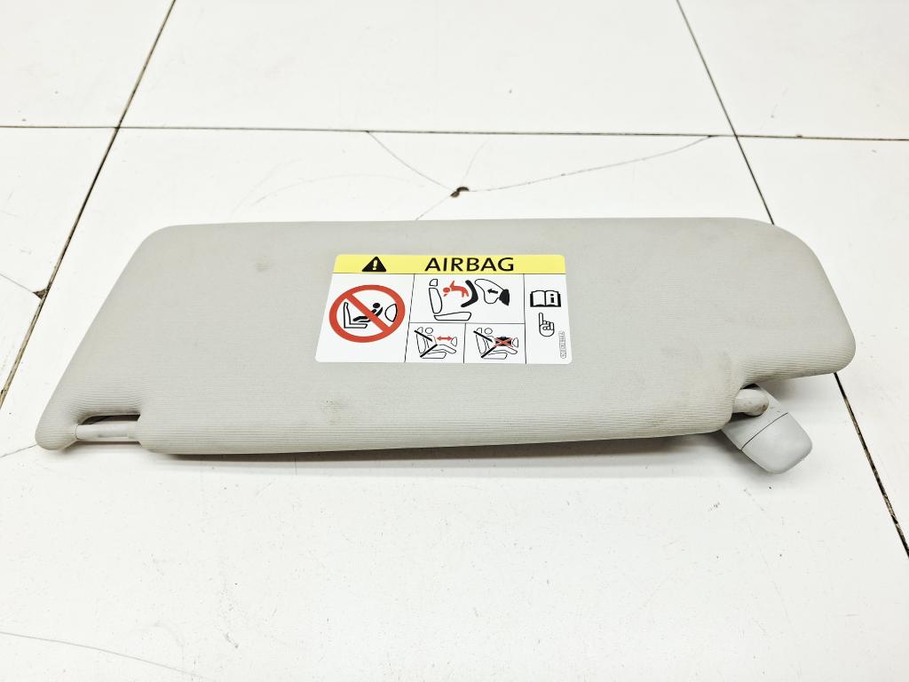 Козырек солнцезащитный правый, 1000 рублей, Пермь