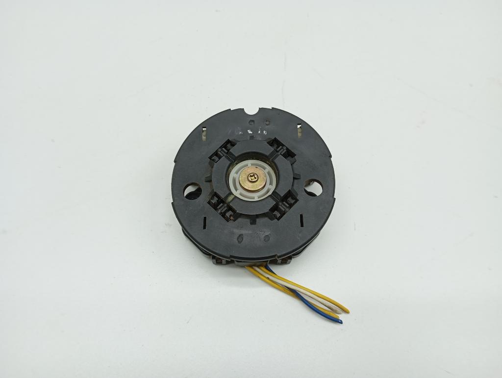 Моторчик зеркала, 1000 рублей, Пермь